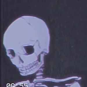 Meet your Posher, Axsa